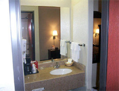 Days Inn By Wyndham Galliano La Zewnętrze zdjęcie